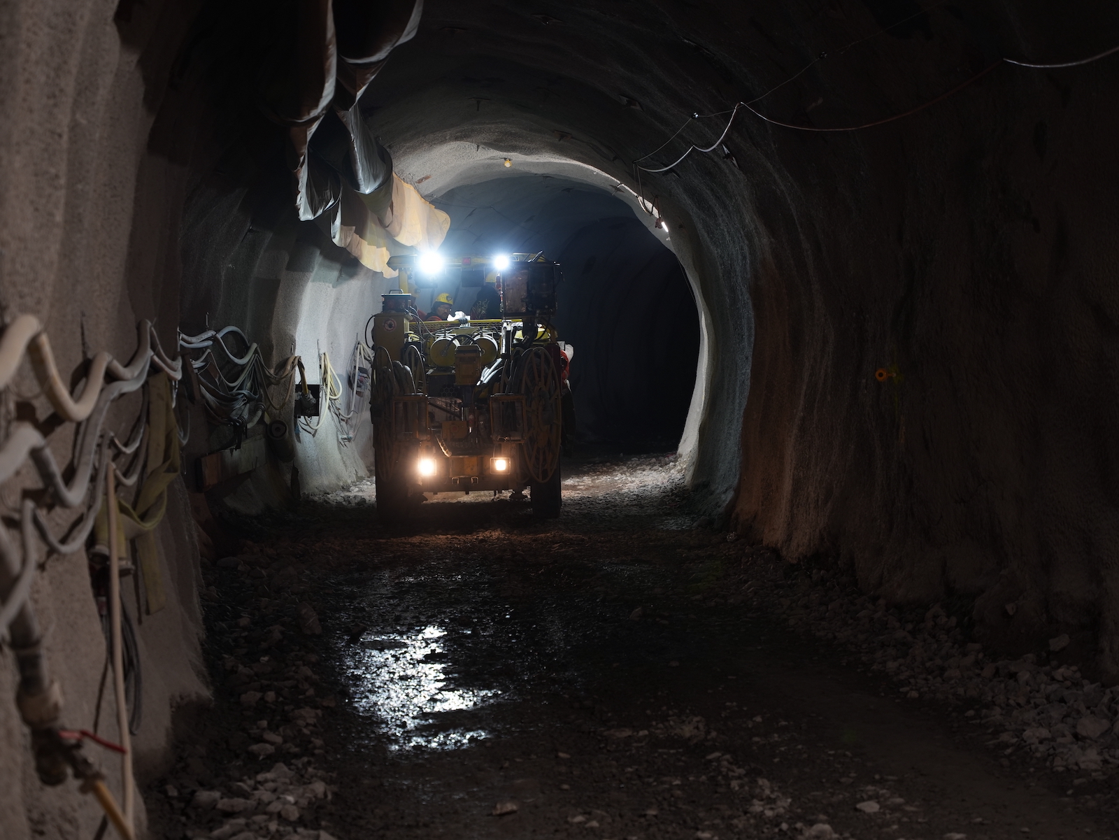Zwischen November 2021 und April 2022 wurde der 250 Meter lange Erkundungsstollen Altstadt gebaut.