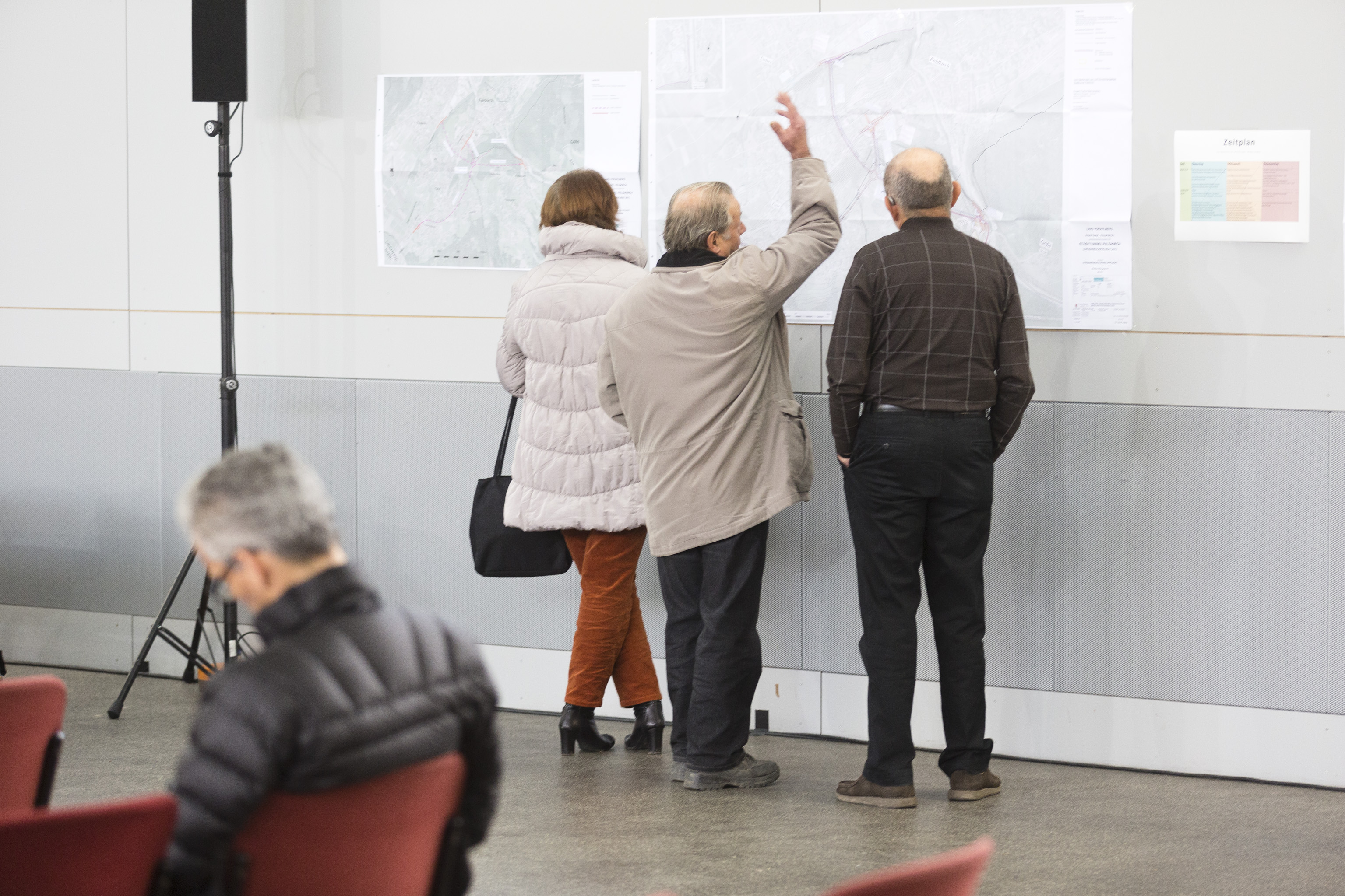 In einem dreitägigen Verhandlungsmarathon wurde das Projekt Stadttunnel Feldkirch im Alten Hallenbad umfassend erörtert. Foto: Dietmar Mathis.